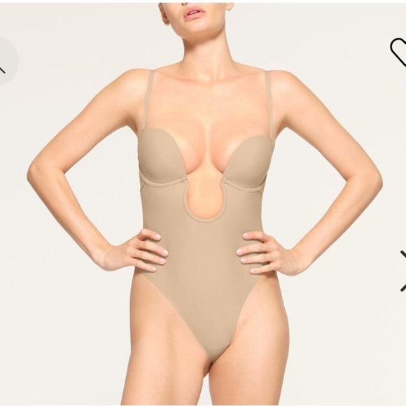 Skims Deep Plunge Shapewear Bodysuit Size XXS NWT Onyx Black - Picture 3 of 6